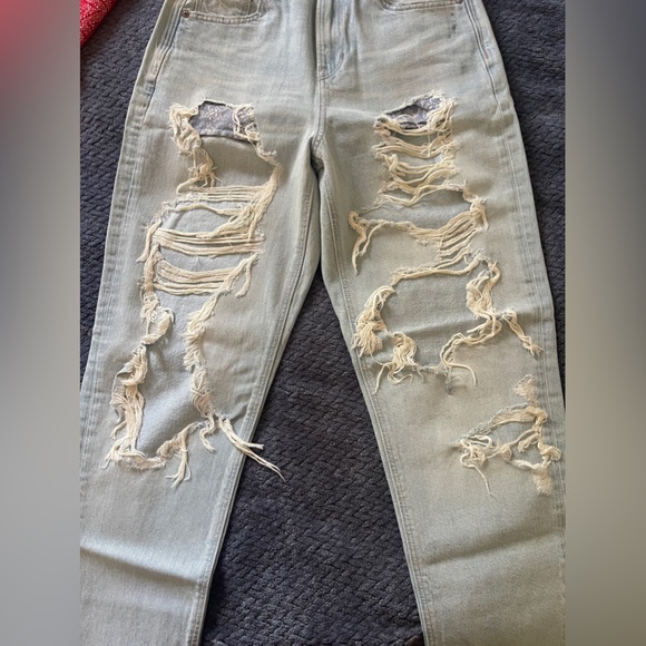 American Eagle Ripped Mom Jeans - Picture 6 of 7